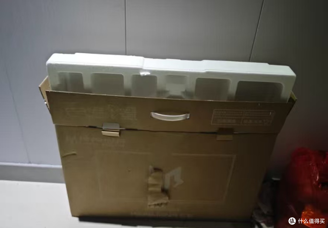 副屏退役,装机顺手换名航 27 寸 2K180Hz Fast IPS 后的真实感受