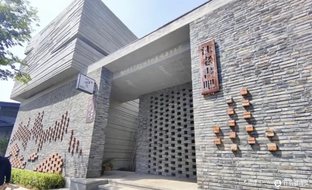 秋日高邮:古街与湖水的慢生活