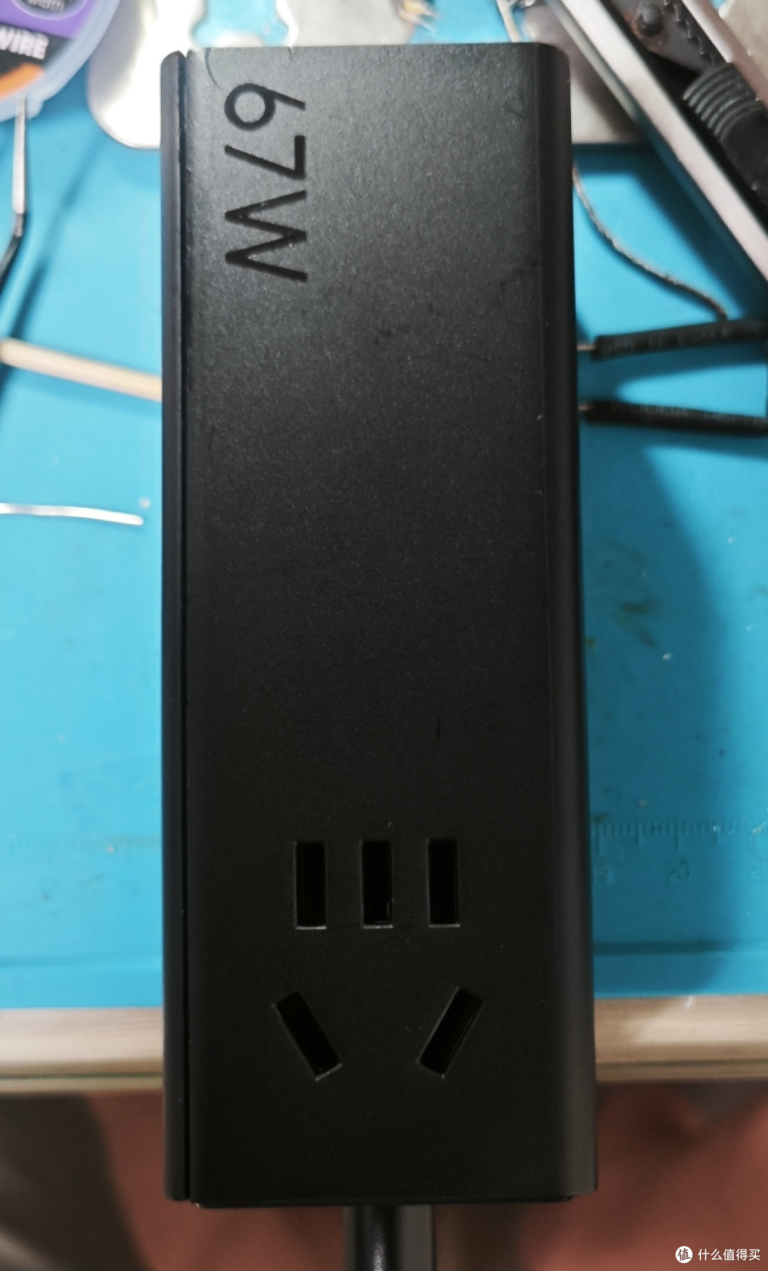 拆修小米67W桌面快充插座Pro——发财小电容