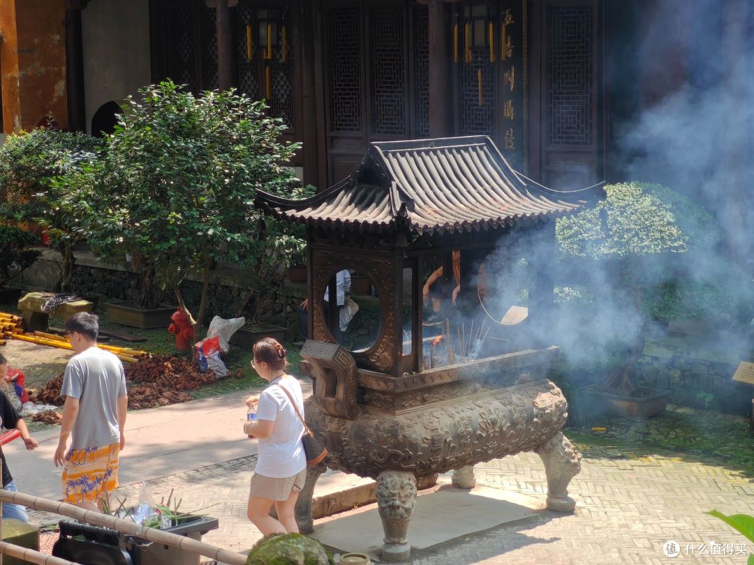 古寺寻静,两得福缘,游国清寺心安然