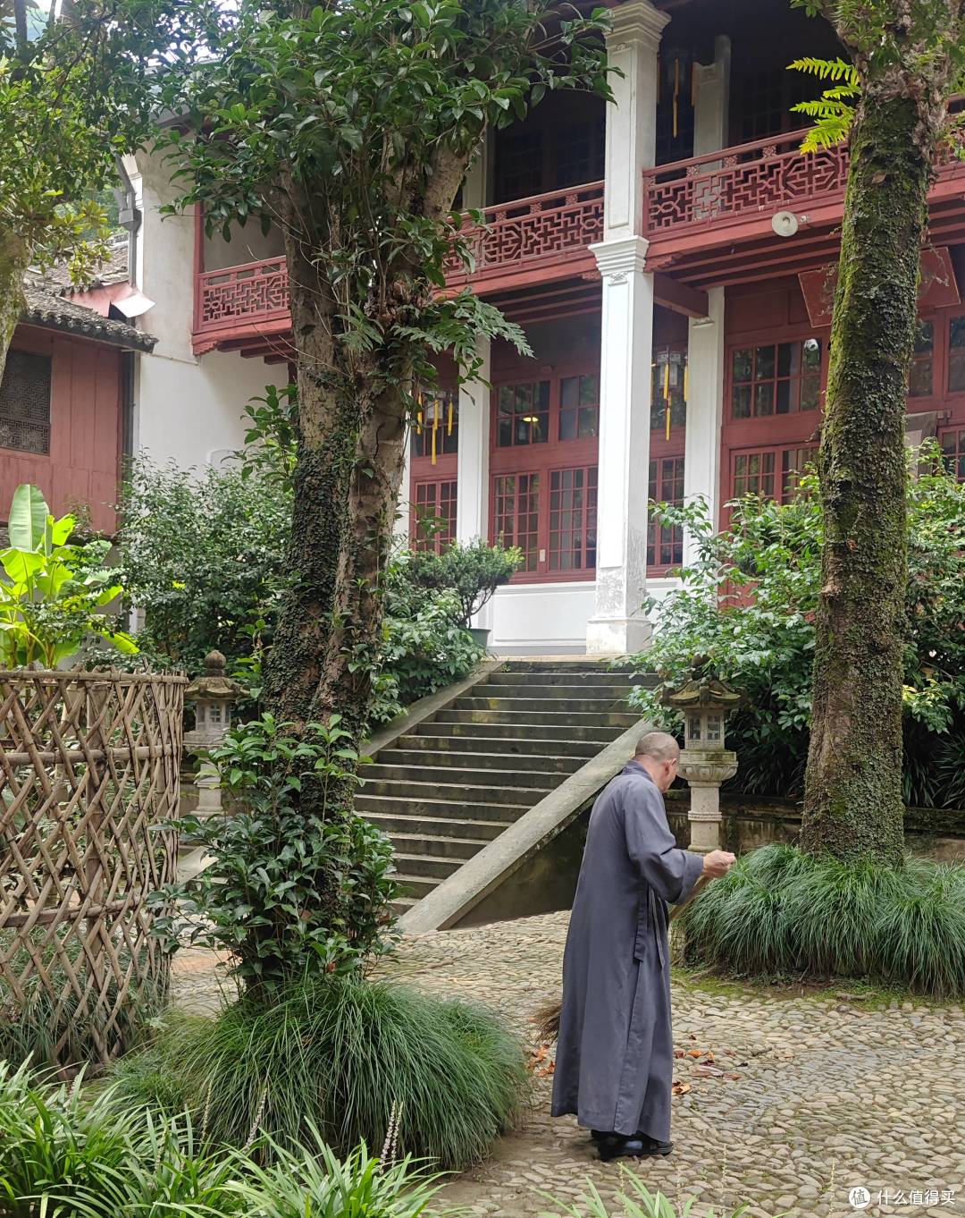 古寺寻静,两得福缘,游国清寺心安然