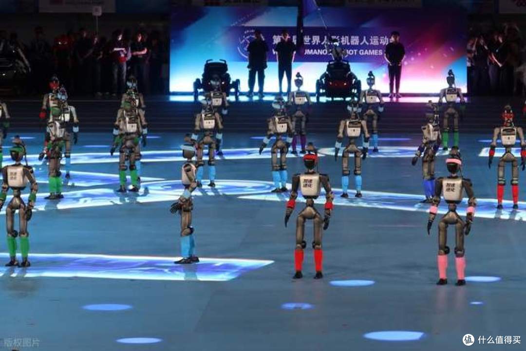 中国人形机器人跑出加速度,从追赶到领跑,国产机器人迎来爆发期