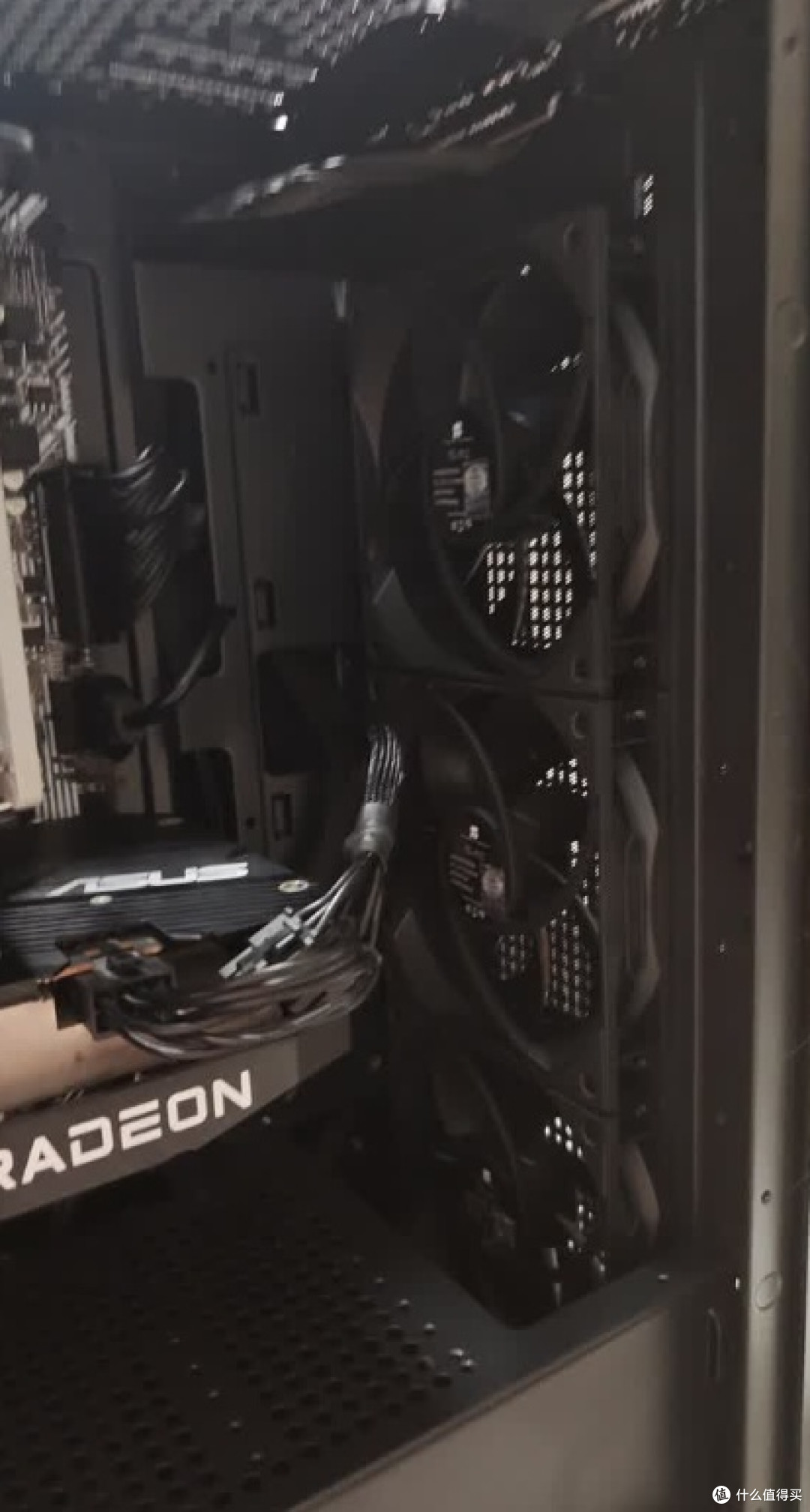 AOC CG397B SE,把“百元级 ATX”的工整感拉满了