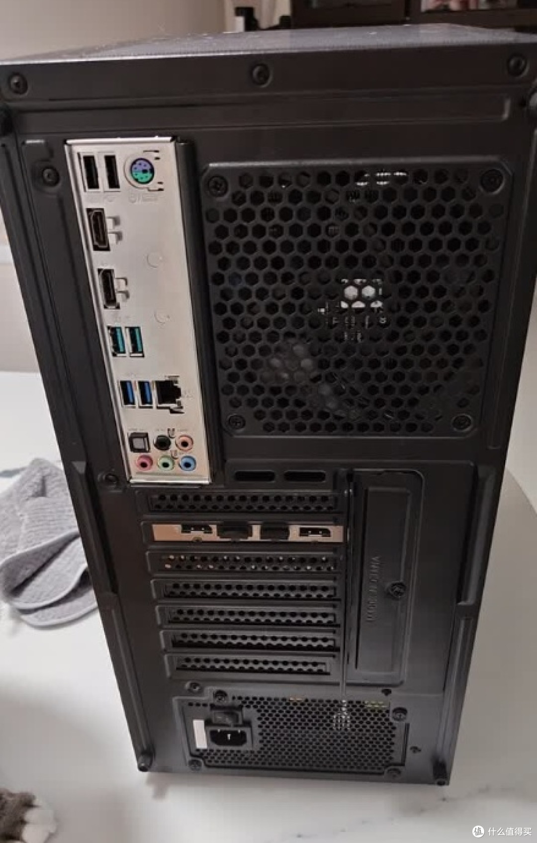 AOC CG397B SE,把“百元级 ATX”的工整感拉满了