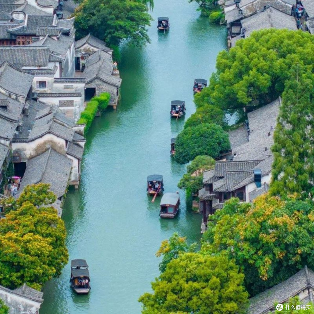 秋日小众旅行地推荐:人少景美、交通便利的5个冷门城市