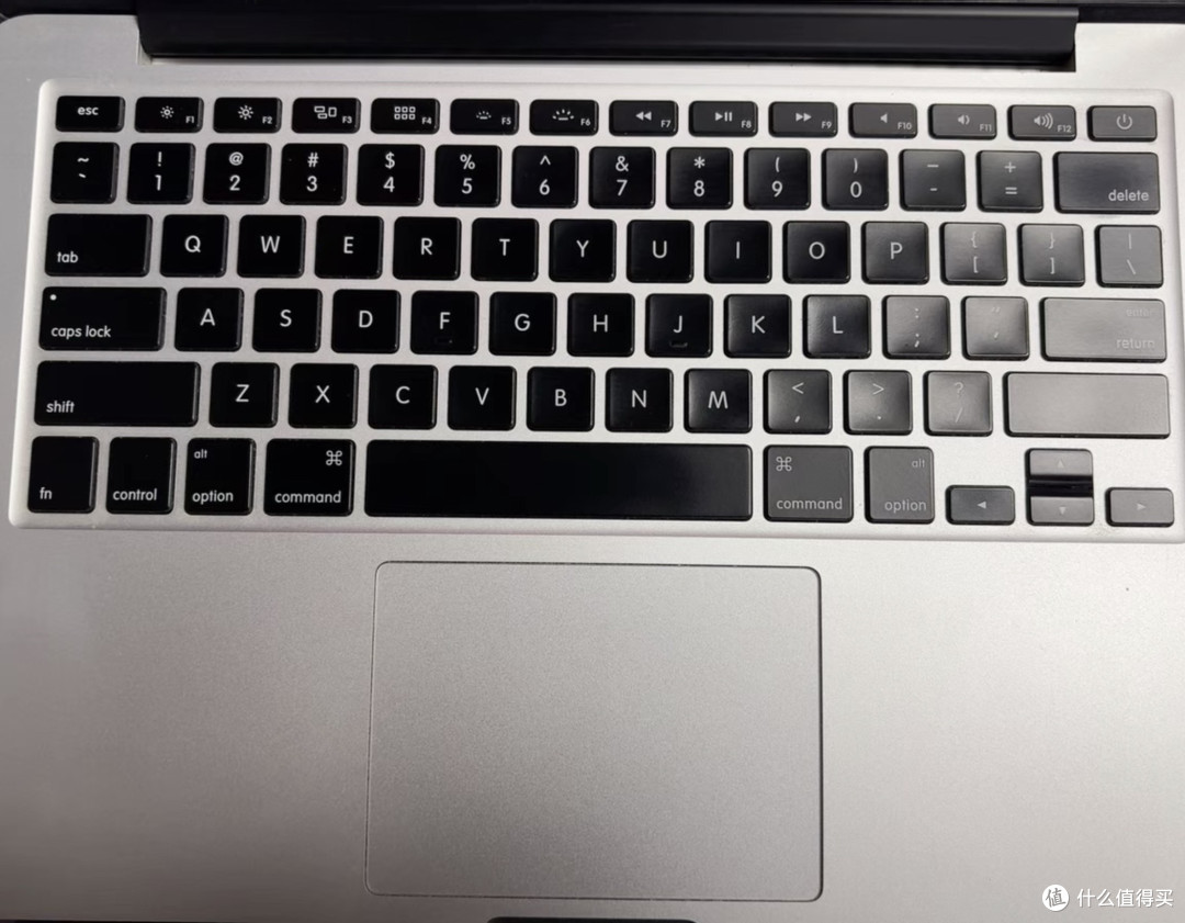 799元!闲鱼惊现MacBook Pro 2015,10%价格体验苹果最后好设计