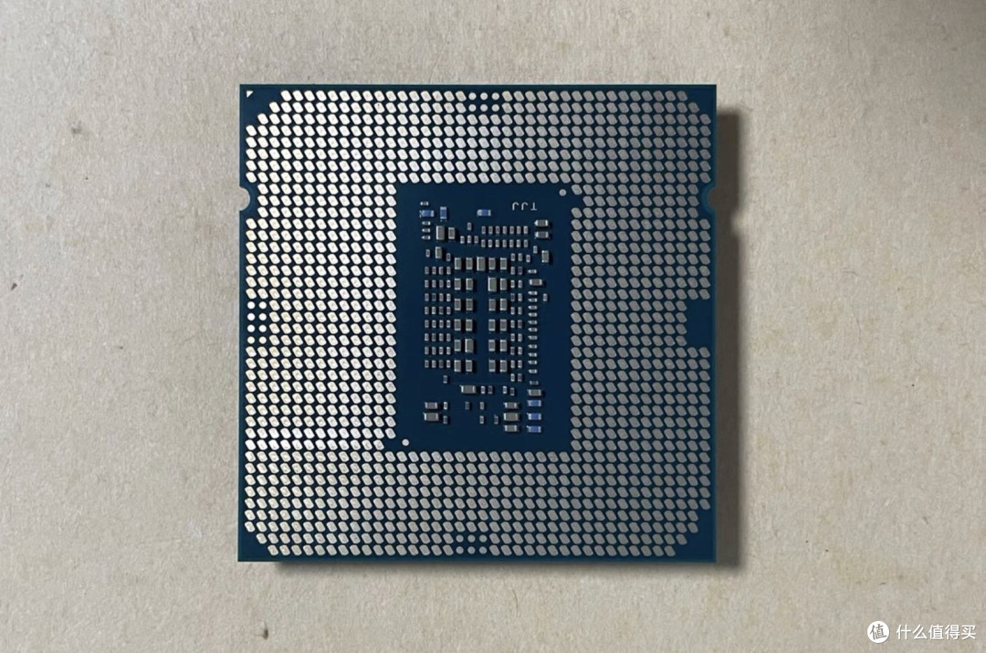 大量i5-10400F从华强北流入闲鱼,二手600块,低预算装机绕不开它