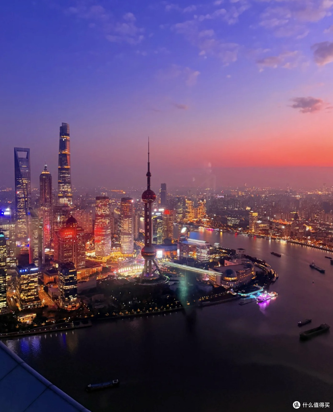晚上用手机在白玉兰观景台怎么拍夜景