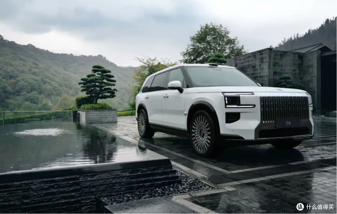 50万SUV买什么车?兼顾通勤、家用、商务当然选极氪9X