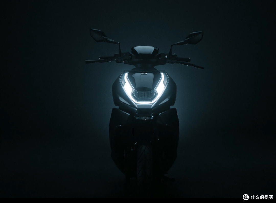 花两万四买台电摩？极核AE8S+：电摩不是燃油摩托的廉价替代品