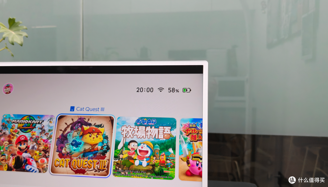 18英寸200Hz，兼顾桌搭与全场景使用的CFORCE CF118H便携显示器