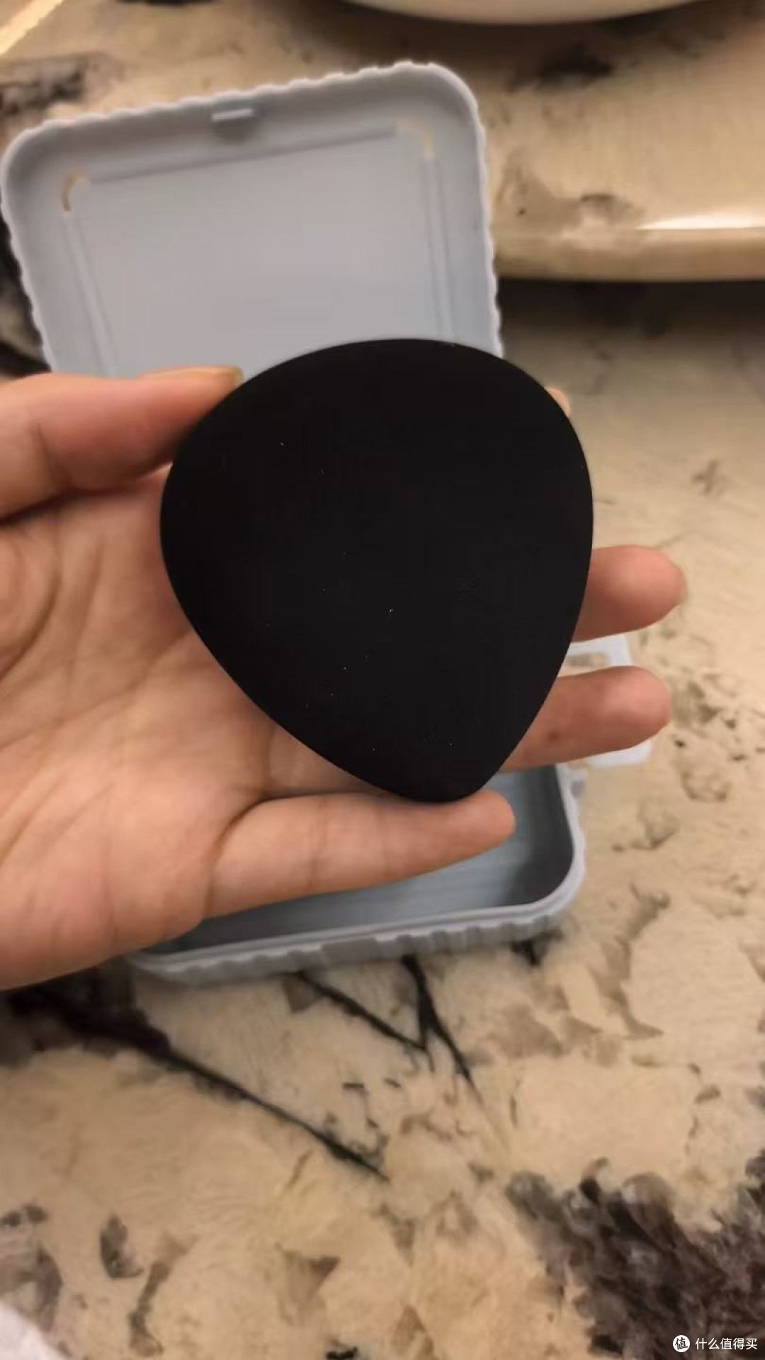干皮救星！湿用这粉扑让我告别卡粉噩梦