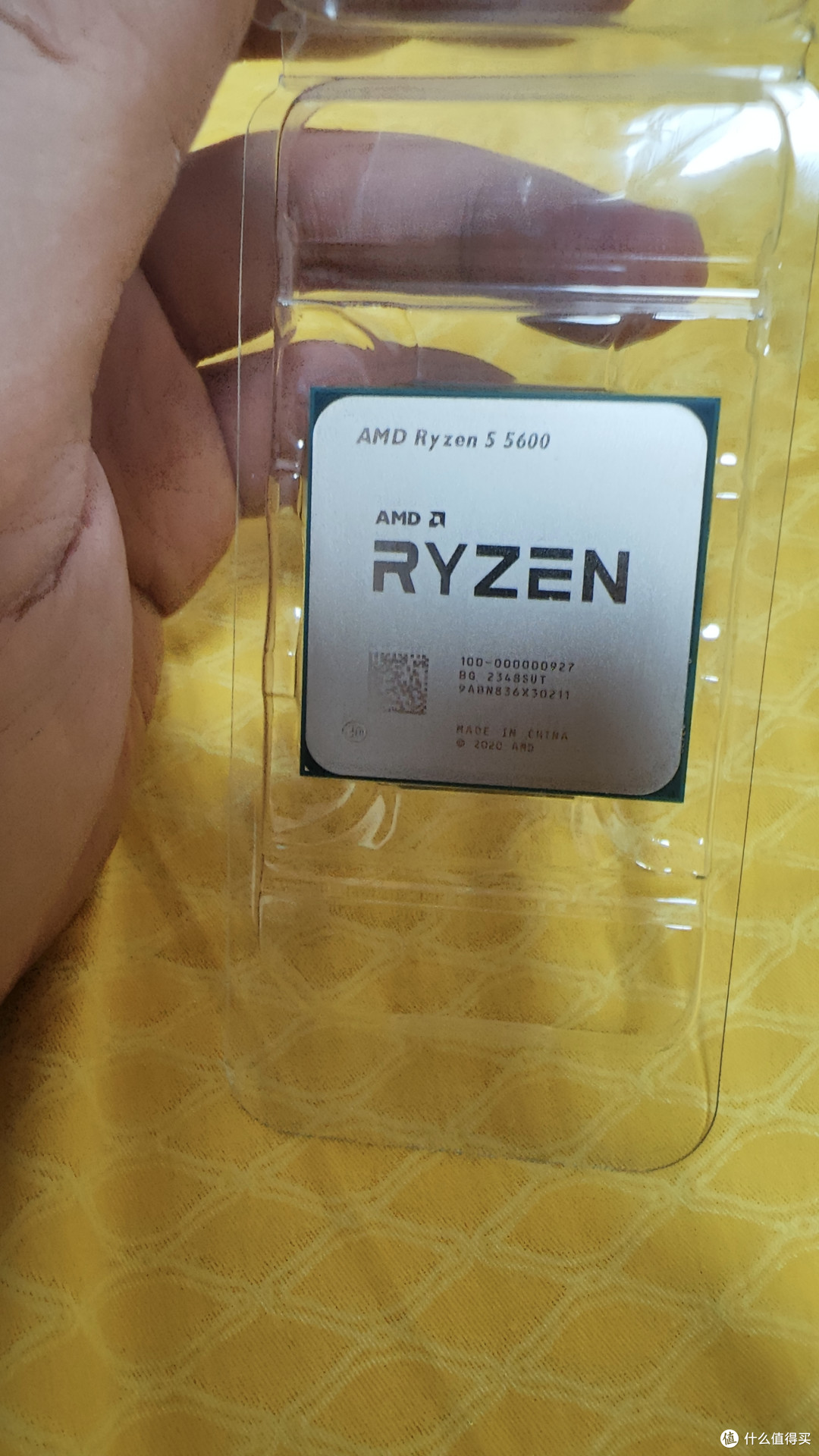 新买的散片锐龙5600 正面