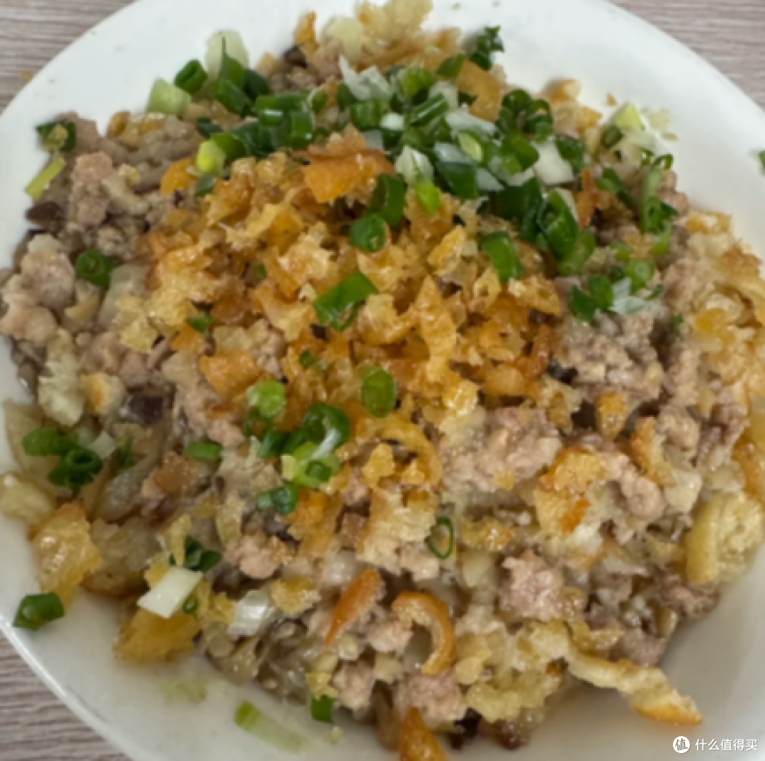 温州糯米饭淋肉汤油条碎，咸香软糯早餐绝佳选择