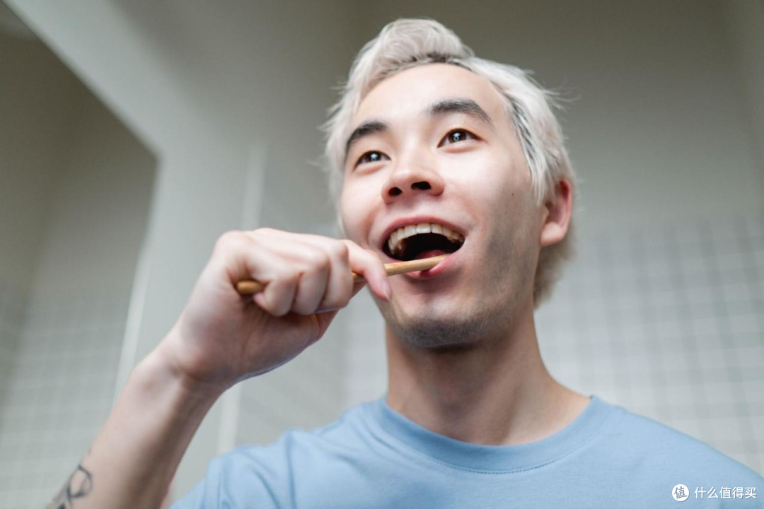 上班族口气又重又尴尬?我用这几支牙膏认真刷了一阵口气清新多了