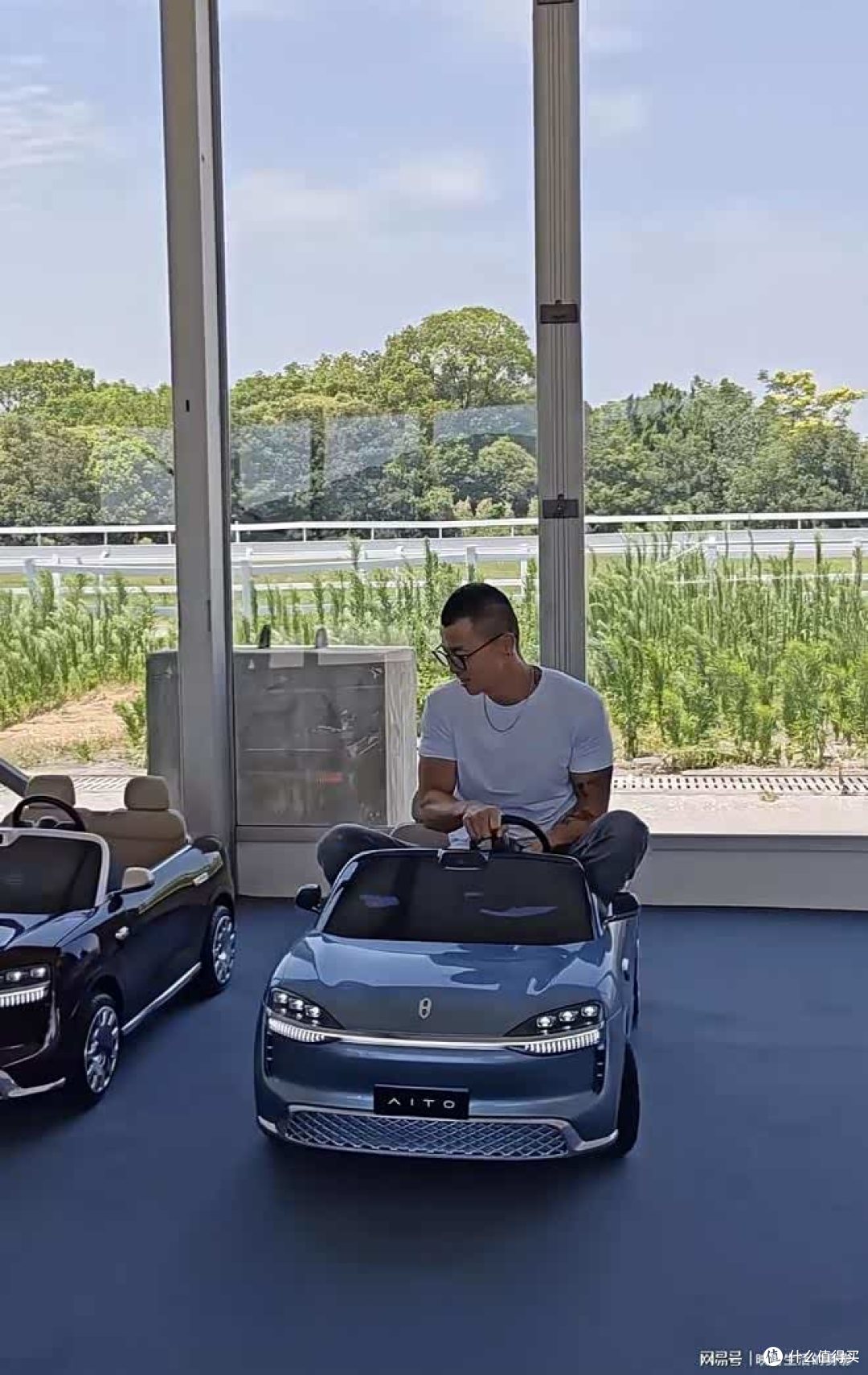 一千万以内最好的童车?问界为啥连童车的生意也要“抢”?