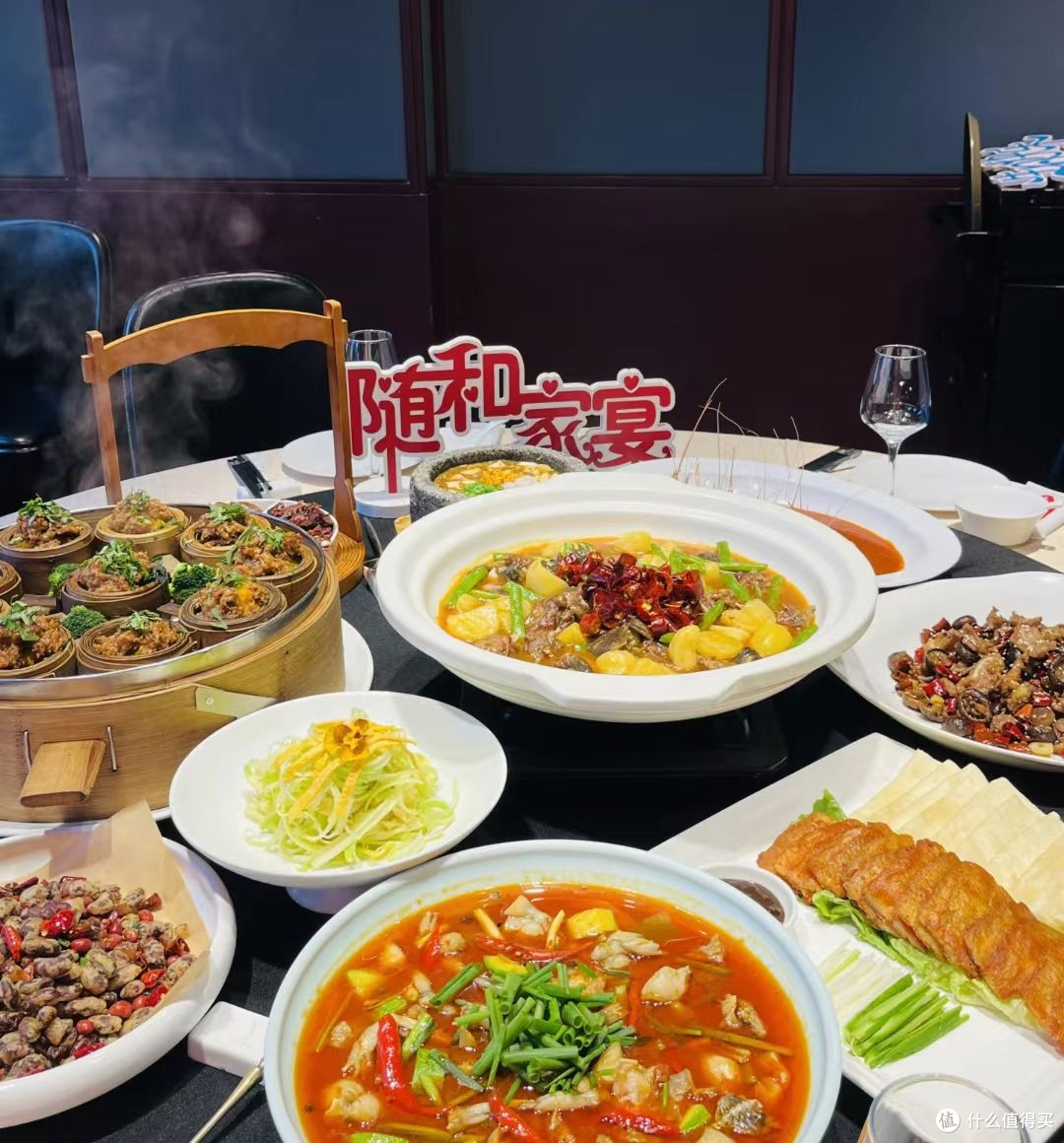 成都 20 年老牌川菜探店：随和餐饮无预制菜，家宴宴请都合适

