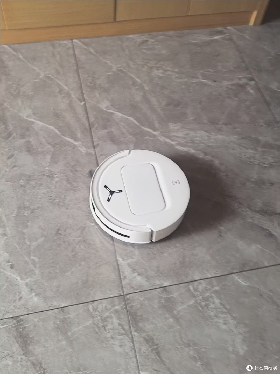 科沃斯T80:解放双手的扫拖机器人