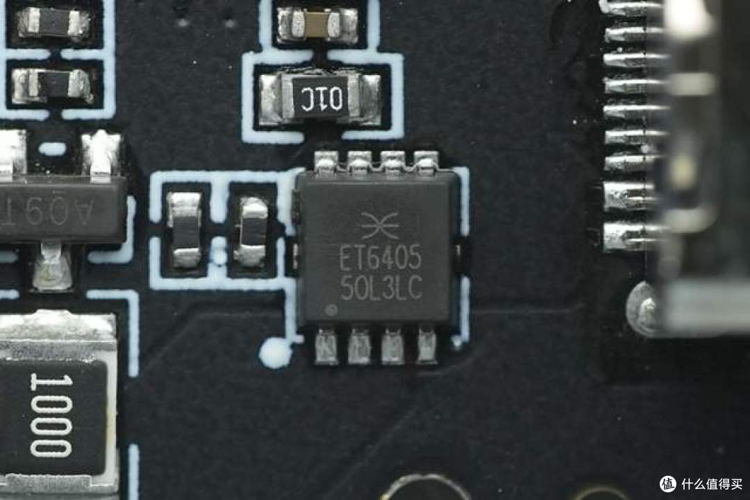 旗舰级堆料再升级!闪极全新Shargeek 300 24000mAh移动电源拆解