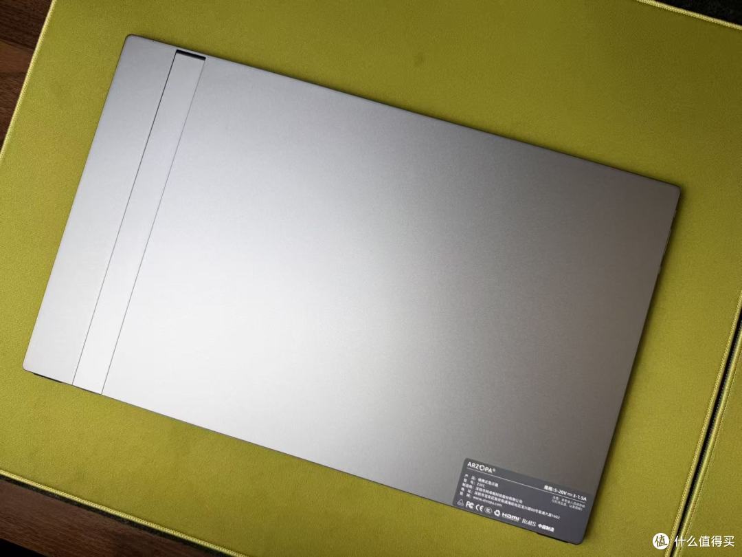 便携屏怎么选?16.1英寸+180Hz+2K,这配置899元值不值?