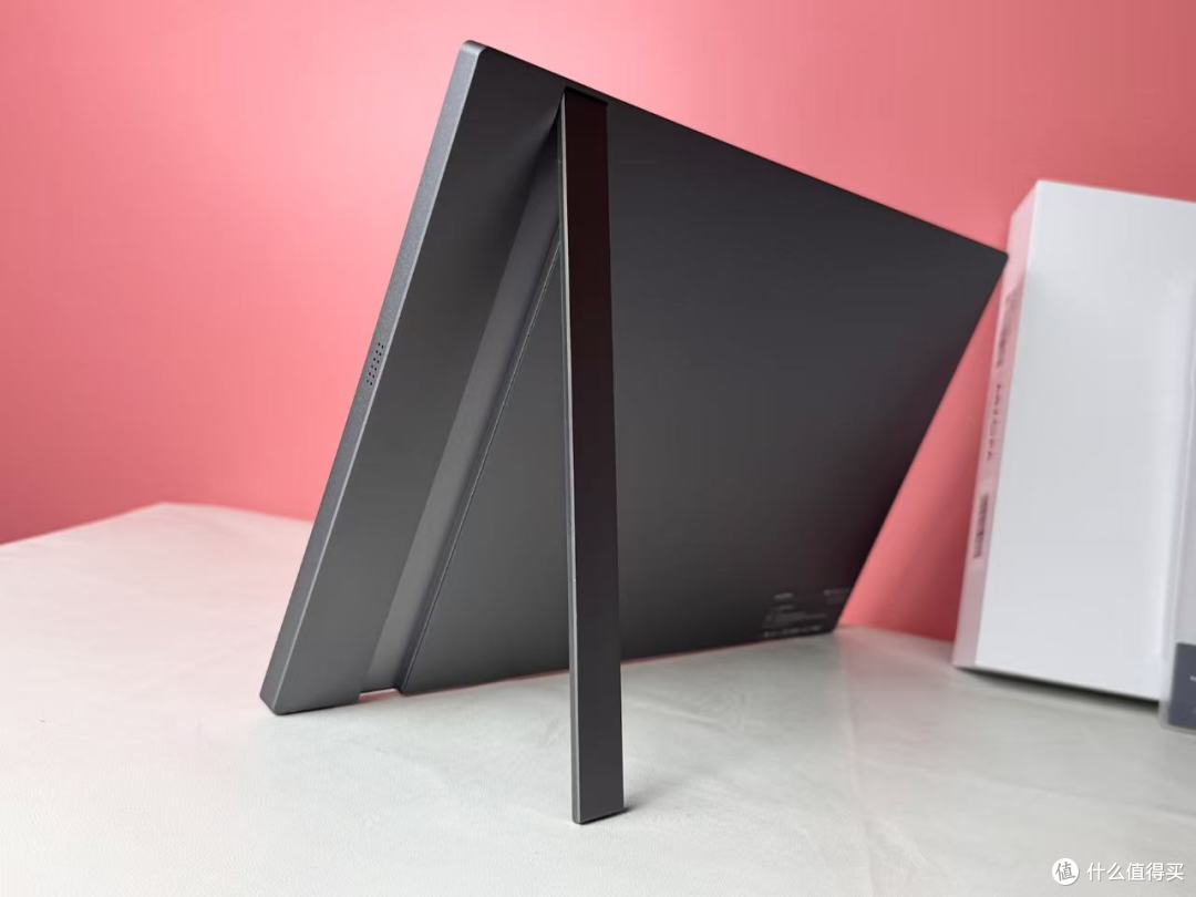 便携屏怎么选?16.1英寸+180Hz+2K,这配置899元值不值?