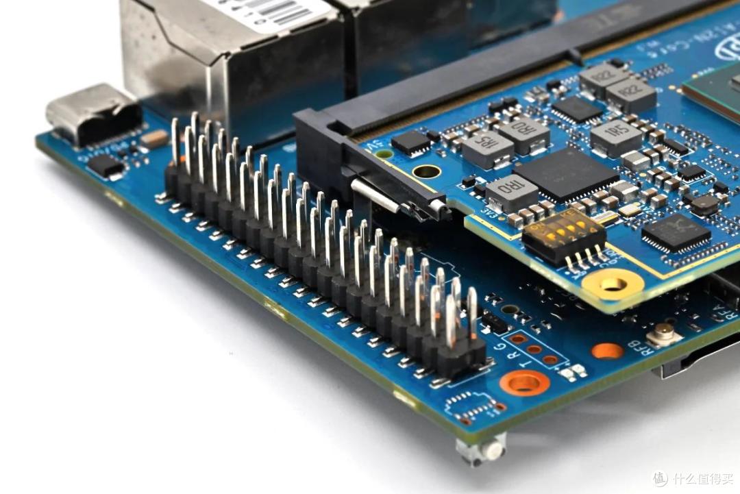 Banana Pi BPi-AI2N 瑞萨电子 RZ/V2N 评测