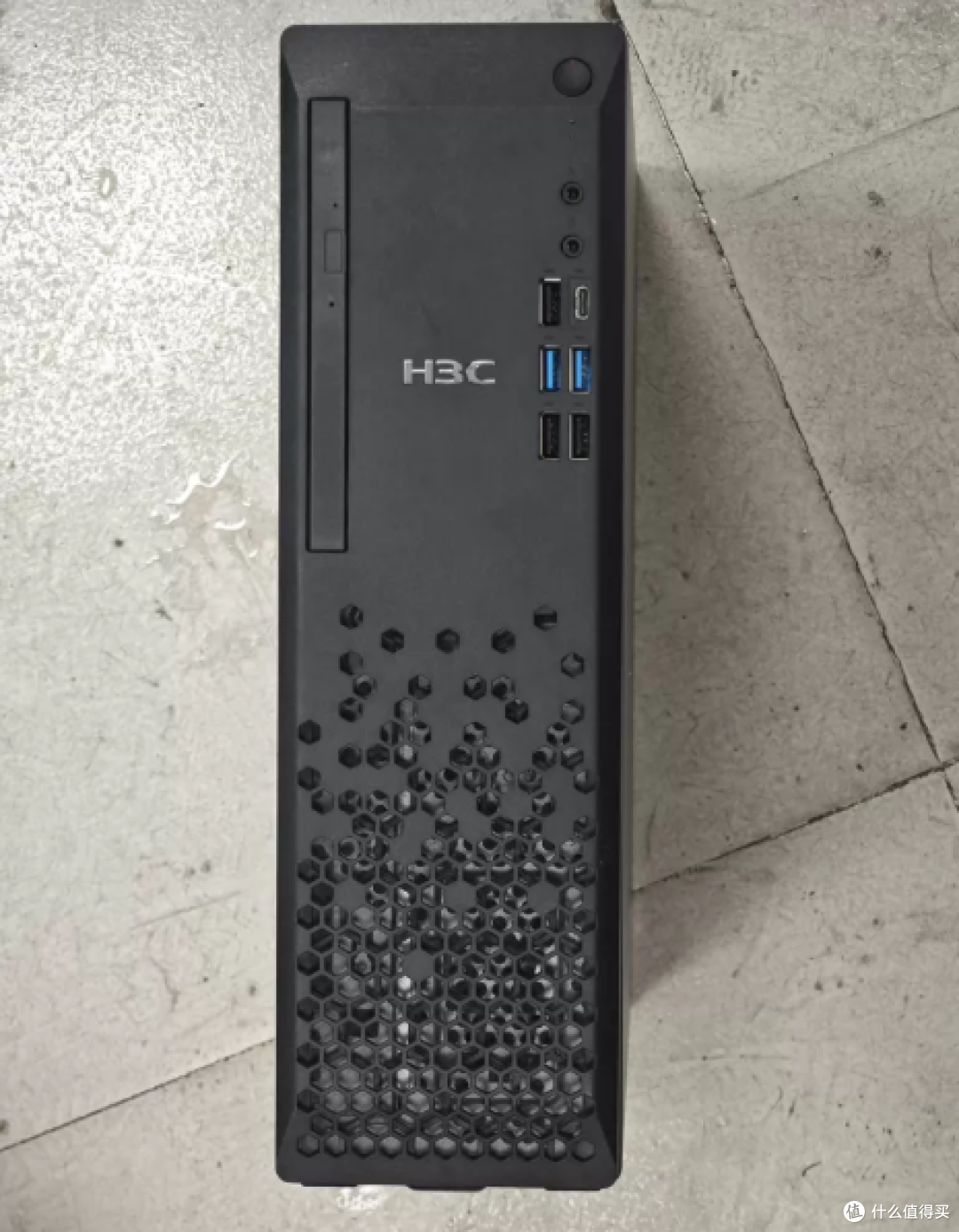 420元包邮的紫光H3C B660 SFF12代小主机准系统,能捡吗?