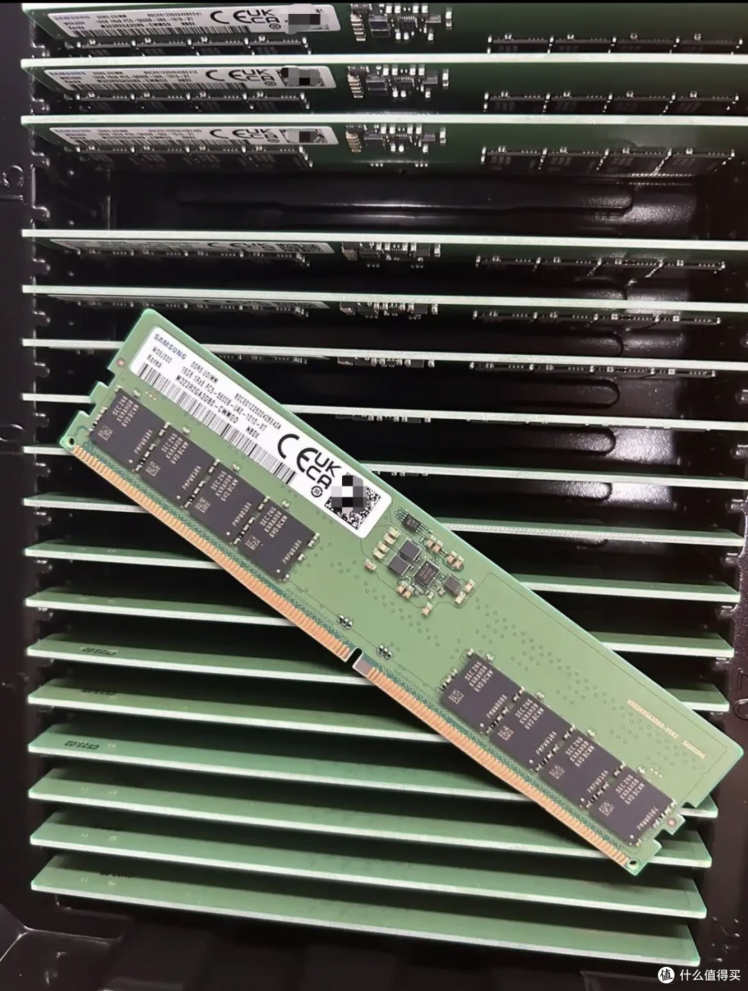 3800元的DDR5,真的比DDR4强?