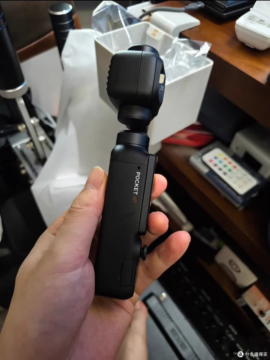 把电影院揣进裤兜:大疆 Pocket 4 Pro 上手初体验