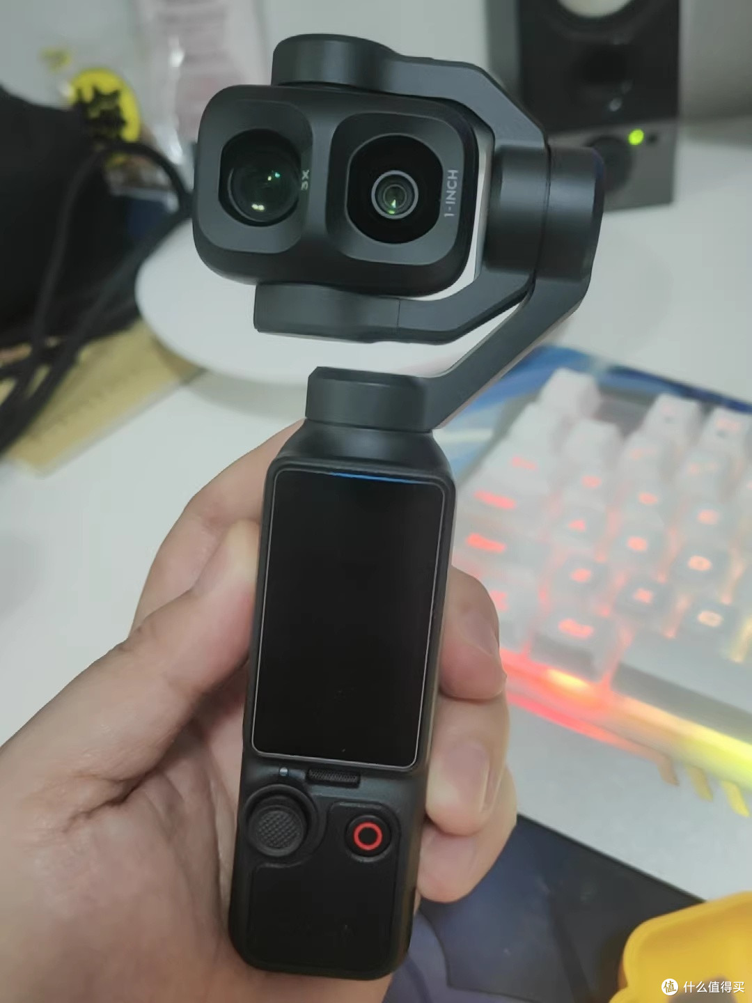 Pocket 4 Pro:便携与专业的结合