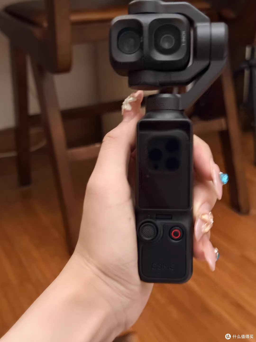 Pocket 4 Pro：便携与专业的结合