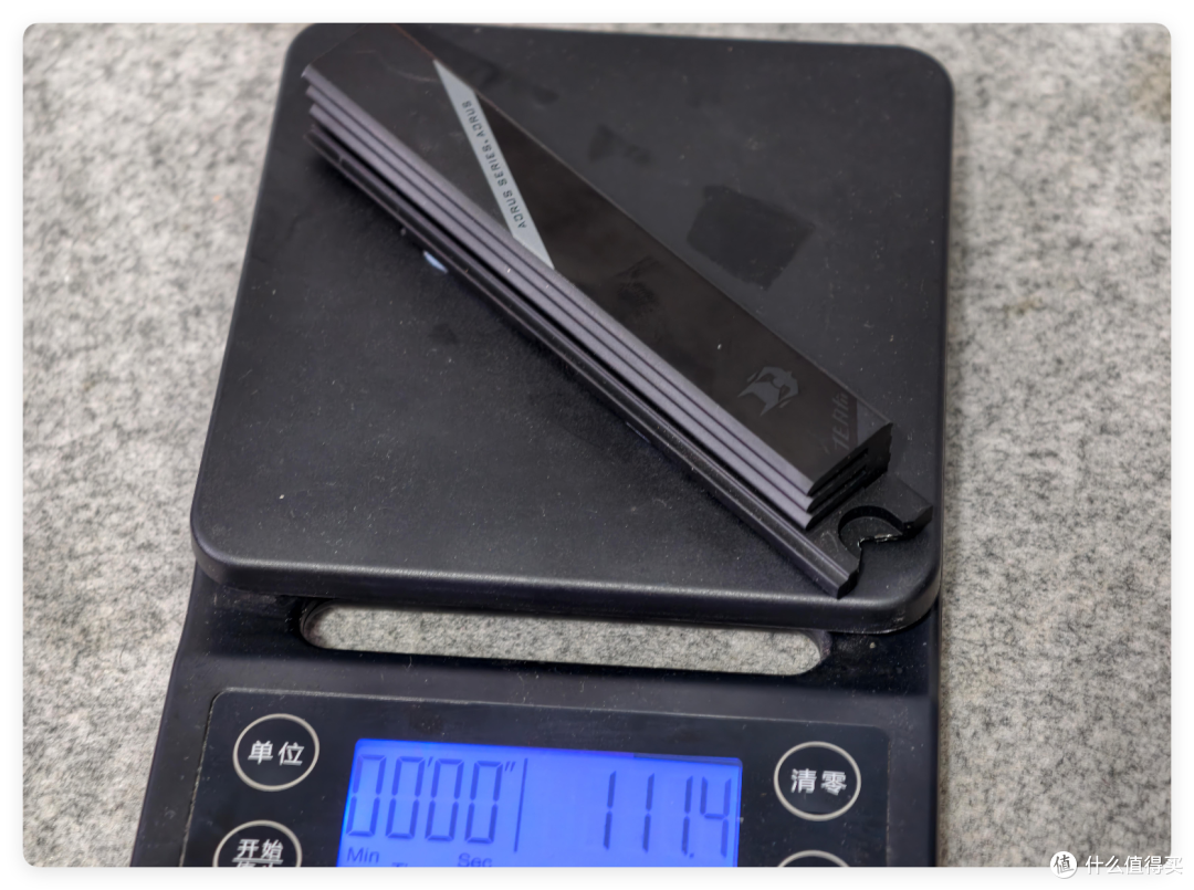 CPU够强,X3D主板还有多少加成?技嘉X870E AORUS ELITE X3D实测