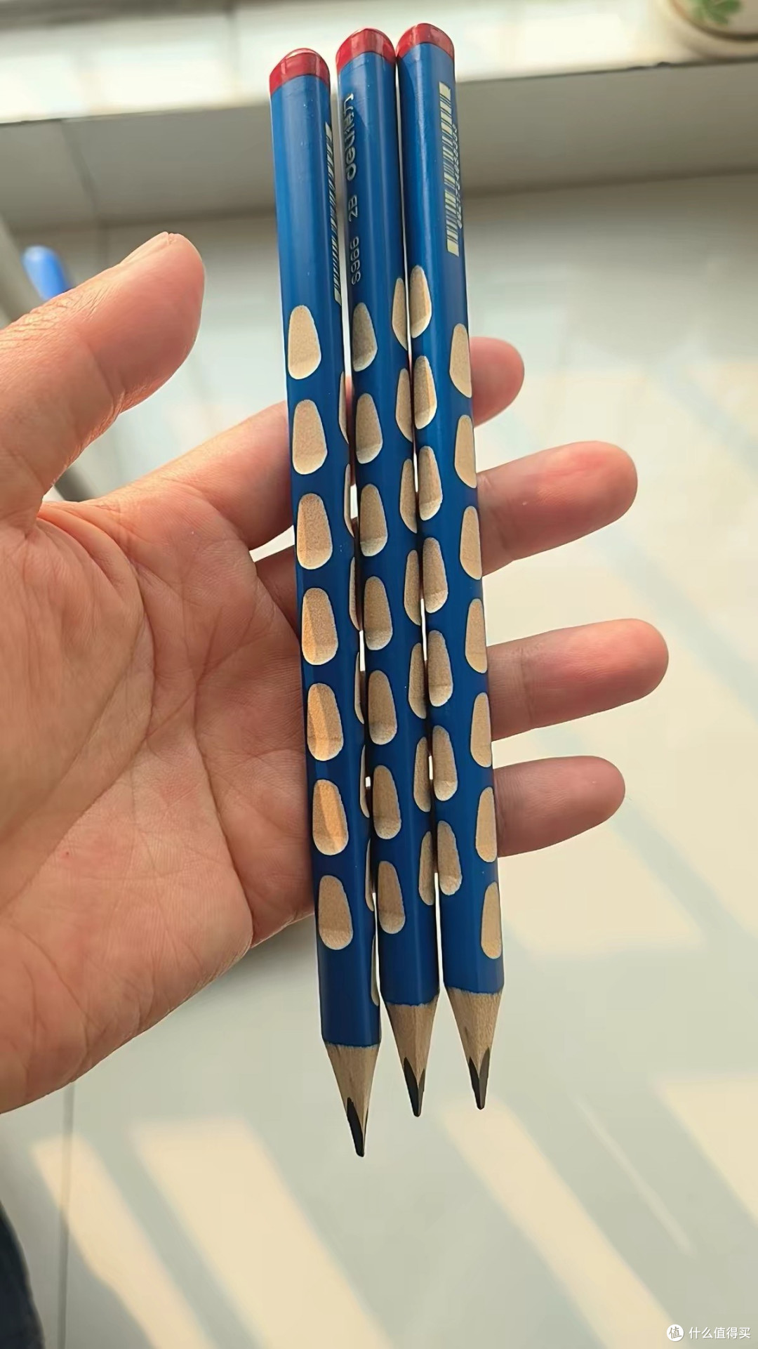 选择适合孩子的铅笔很重要