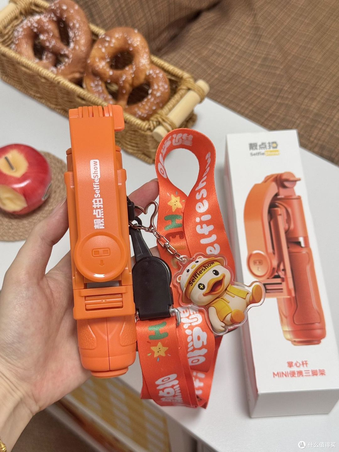靓点拍多巴胺掌心杆深度测评|颜值便携兼顾,值不值得入手?