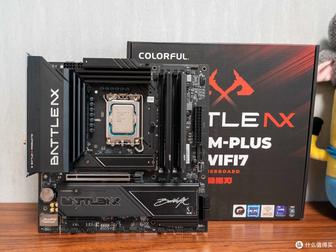 DDR4是噱头还是真能打？14600KF+七彩虹B760M超级黑刃D4平台实测