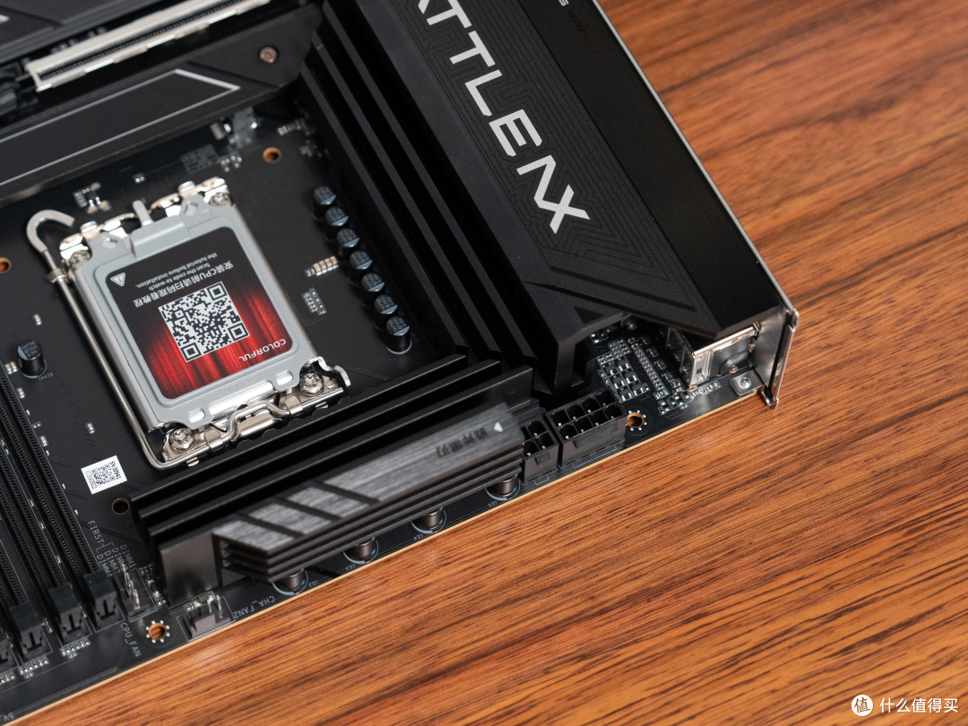 DDR4是噱头还是真能打？14600KF+七彩虹B760M超级黑刃D4平台实测