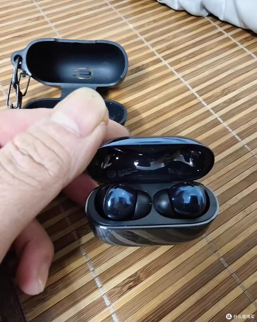 深度降噪与舒适佩戴,vivo TWS 5 Pro彻底颠覆我的听歌体验