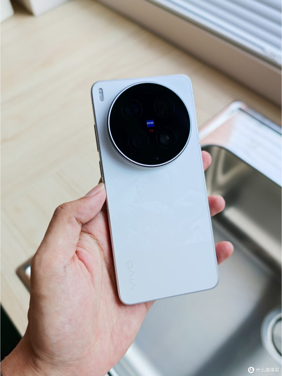 vivo X300 Ultra开箱|随手拿捏氛围感大片