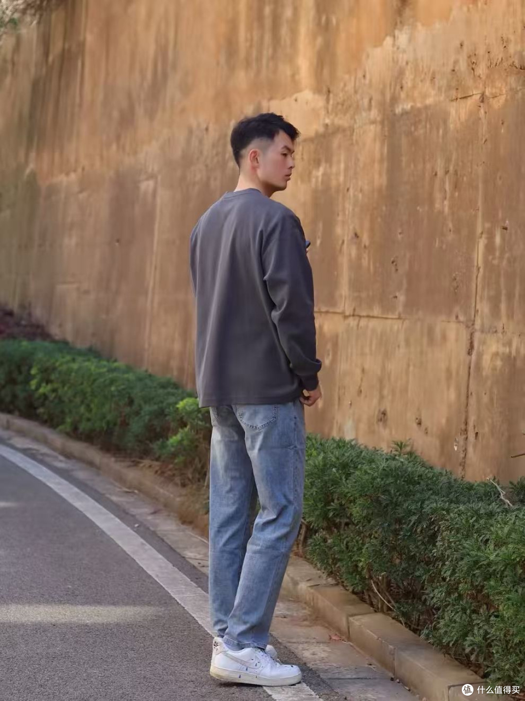 一裤穿三季|这条微弹直筒牛仔是我今年最值的投资!