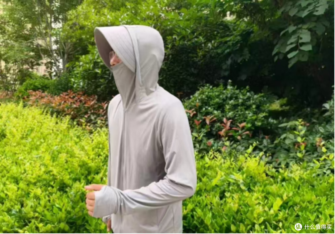 男生通勤骑行刚需vbrex防晒衣实测!Upf200+,夏日出行不闷不晒