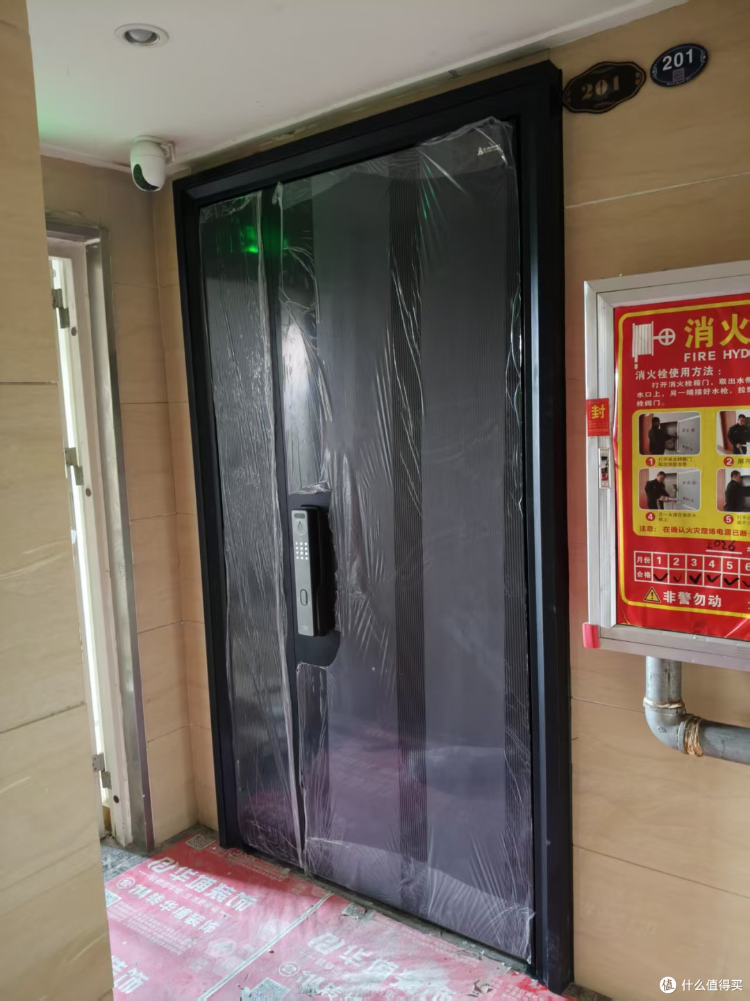 【装修日记】郑州装修！不跑建材市场，如何一站式搞定入户门的？