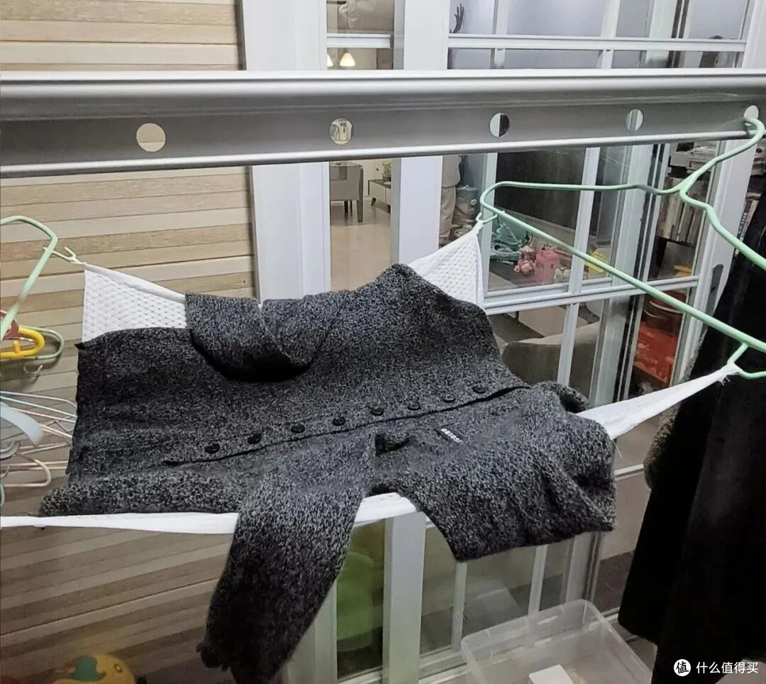 被网友「洗衣袋用法」惊呆了，以为只能洗衣服，没想到用途这么广