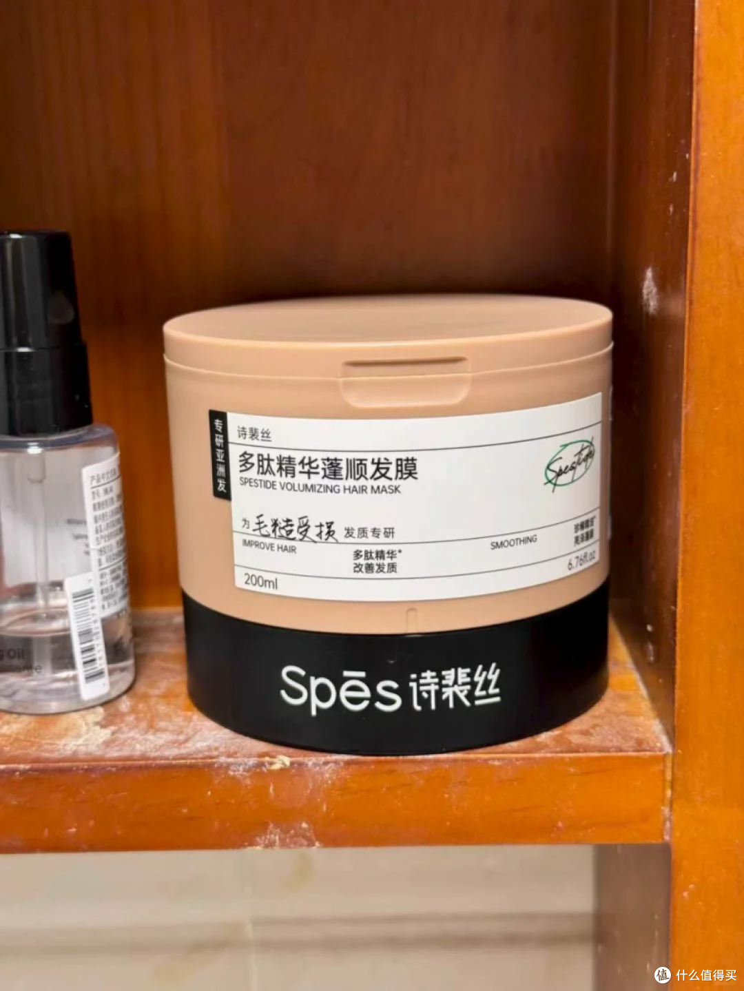 头发没有光泽度，素颜都显老？发丝自带 "柔光" 滤镜的发膜分享