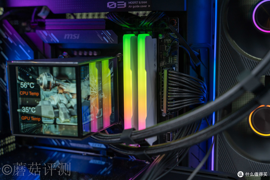 双屏新玩法,高颜值又能打!超频三双境 DX360Pro ARGB水冷 评测