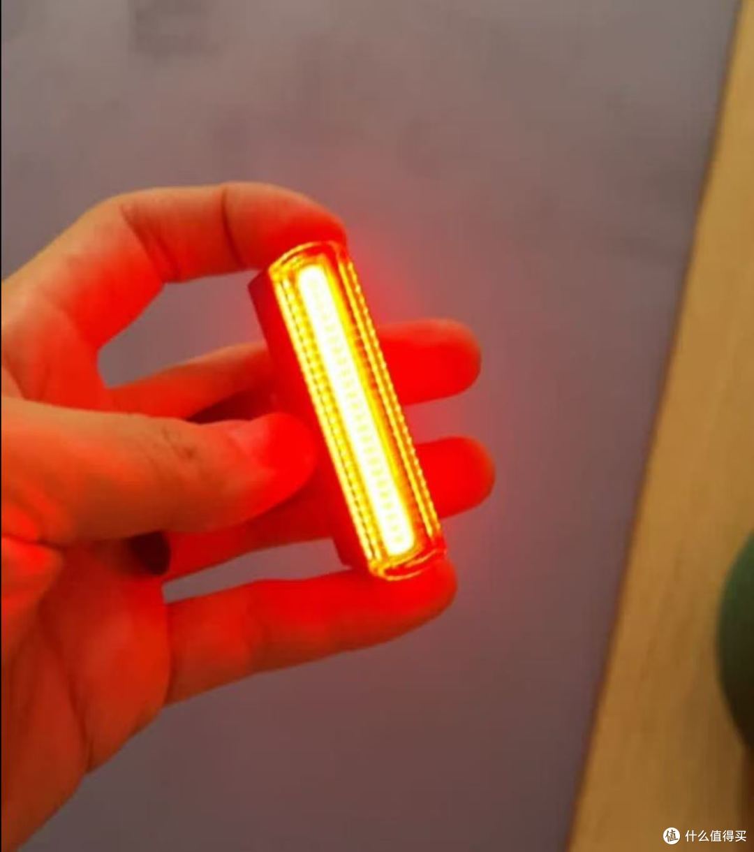 夜骑装备精选推荐丨头盔别省,100块以内的车灯勿买,眼镜随意
