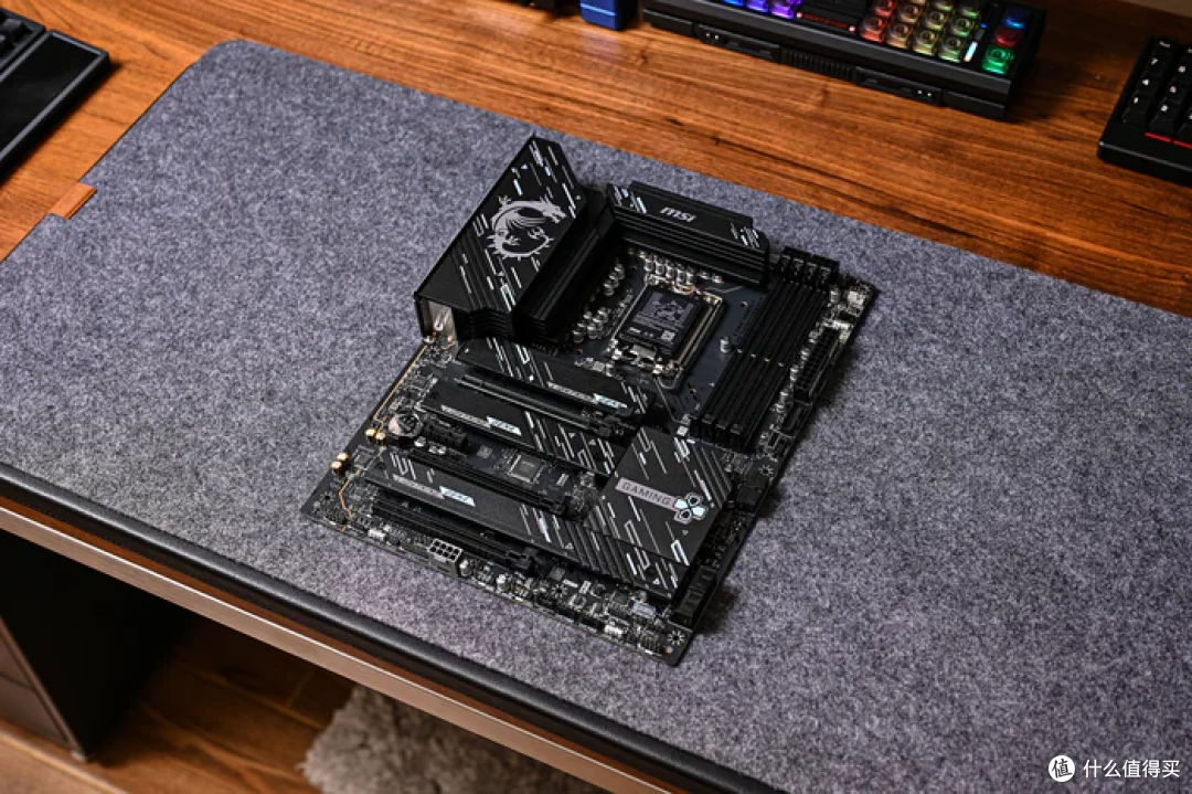最务实的酷睿Ultra座驾——微星Z890 GAMING PLUS WIFI6E开箱简测