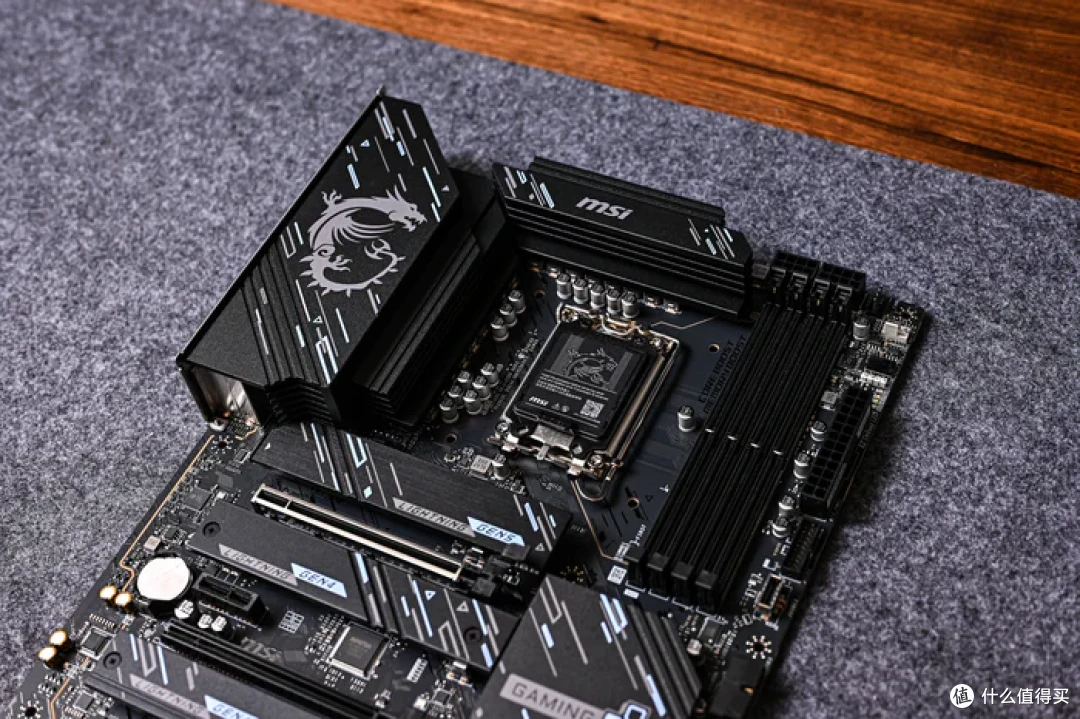 最务实的酷睿Ultra座驾——微星Z890 GAMING PLUS WIFI6E开箱简测