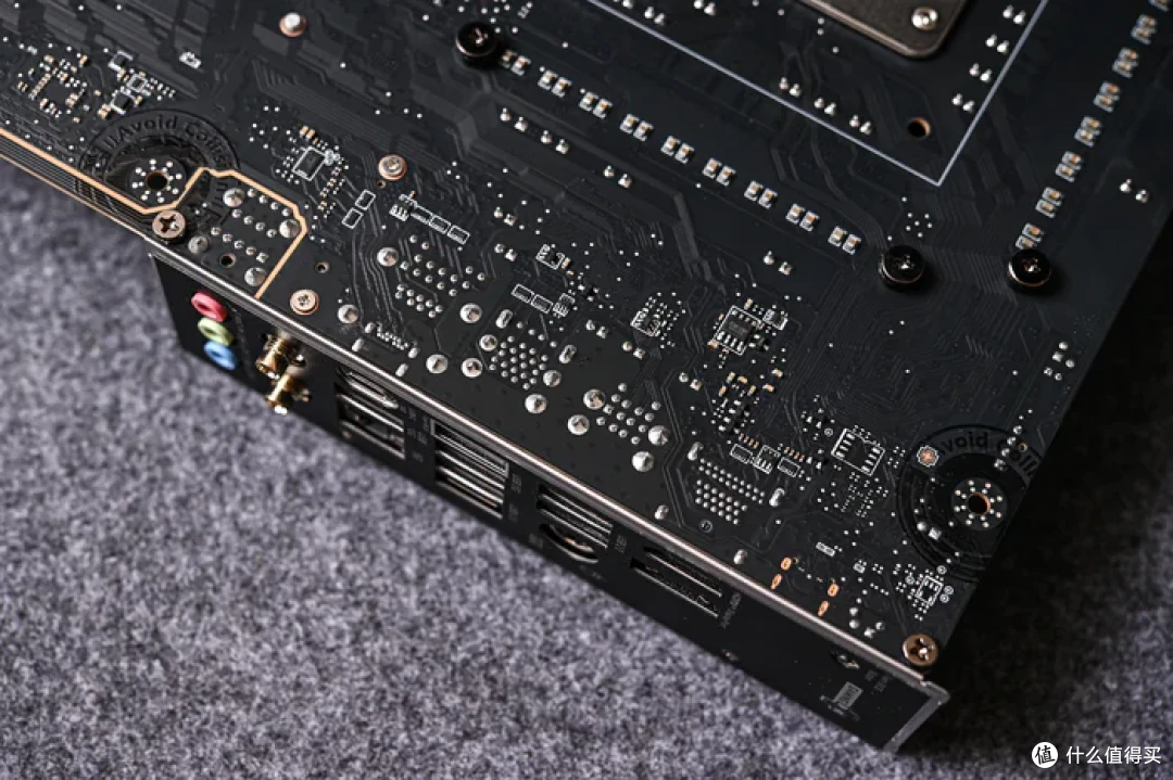 最务实的酷睿Ultra座驾——微星Z890 GAMING PLUS WIFI6E开箱简测