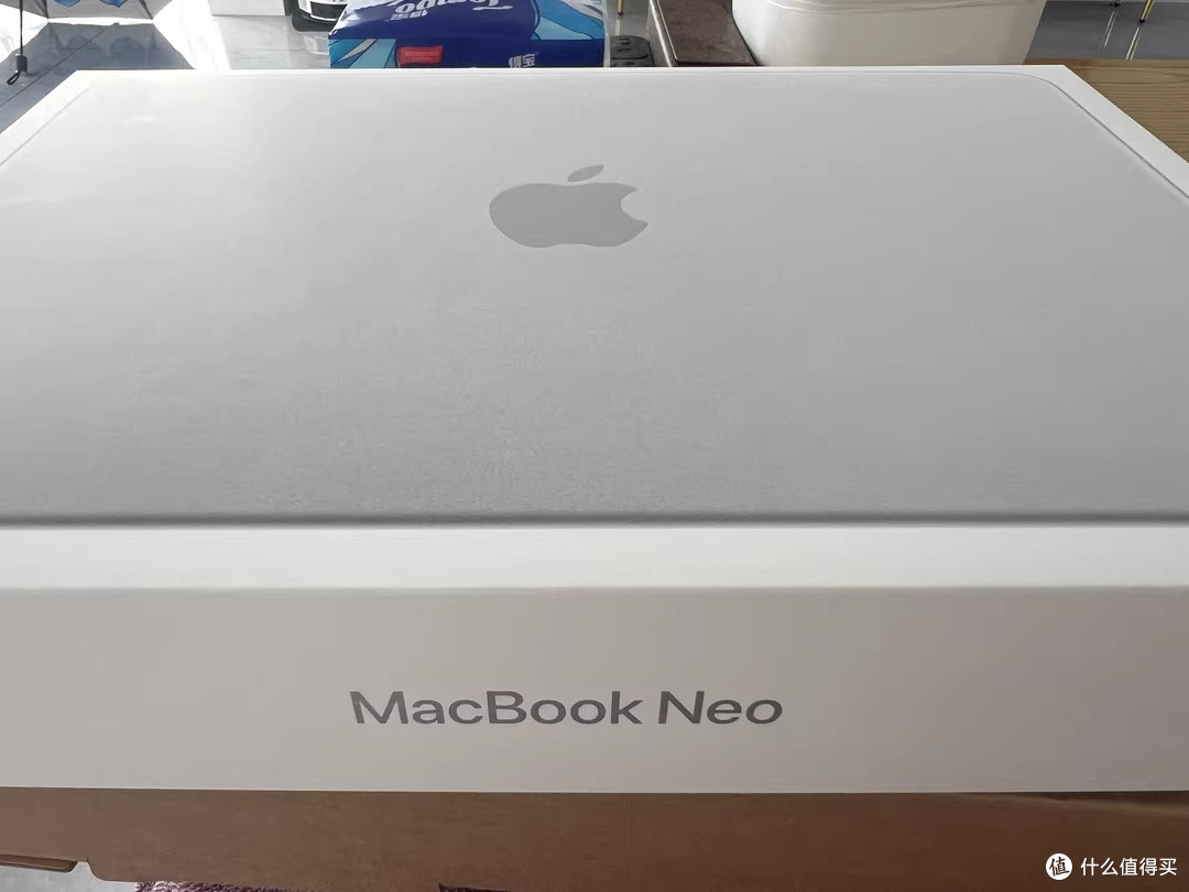 开学必备！MacBook Neo轻巧续航强