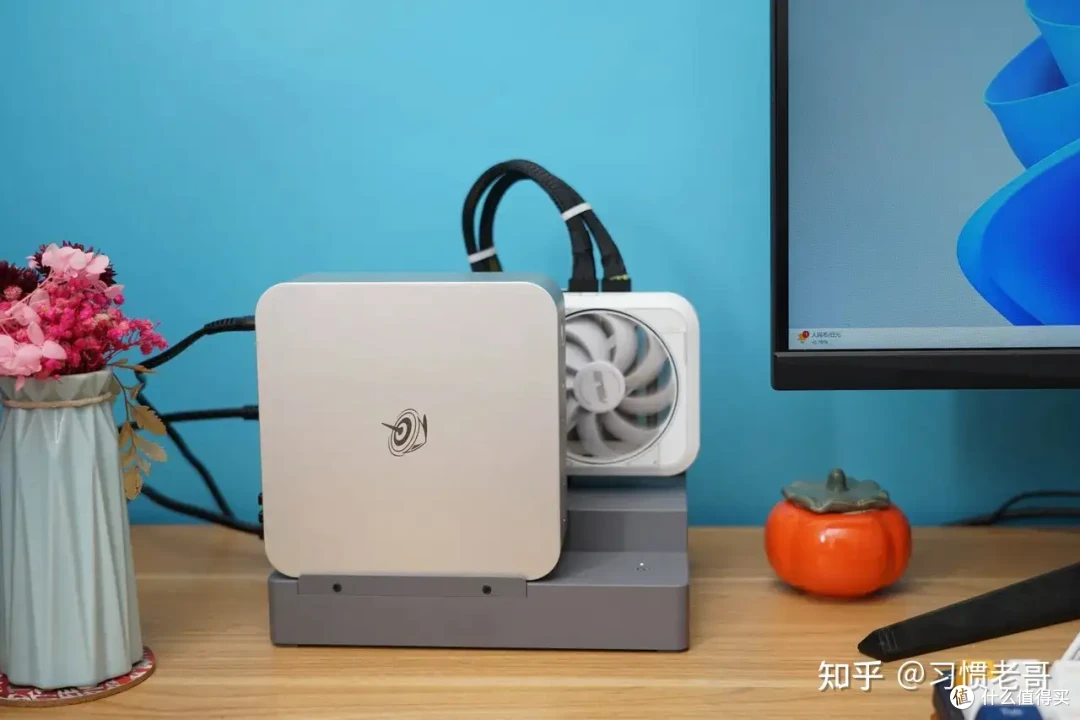 为何今年被称为贵开学季?相近配置笔记本电脑去年5k今年1W